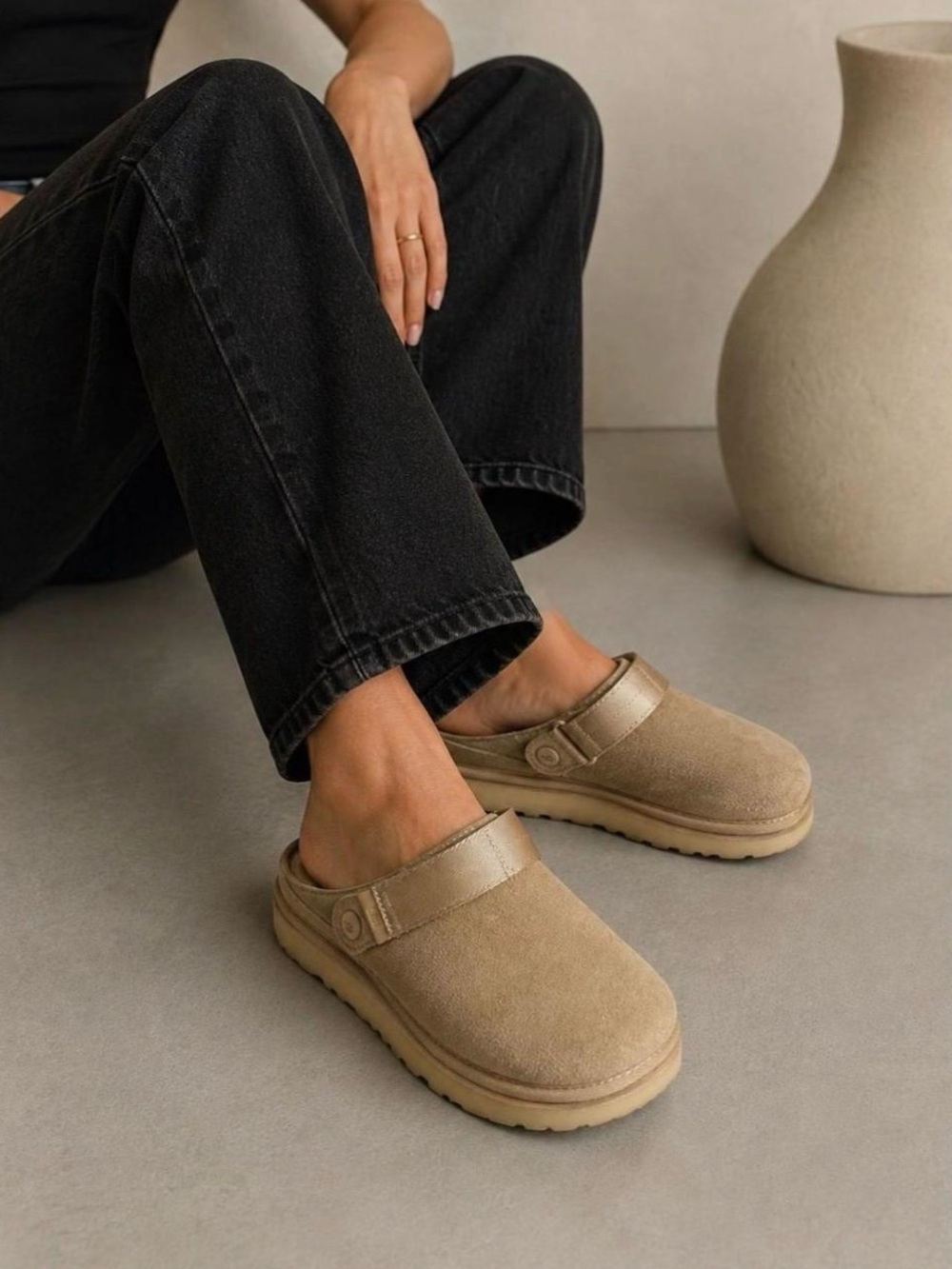 UGG Goldenstar Clog